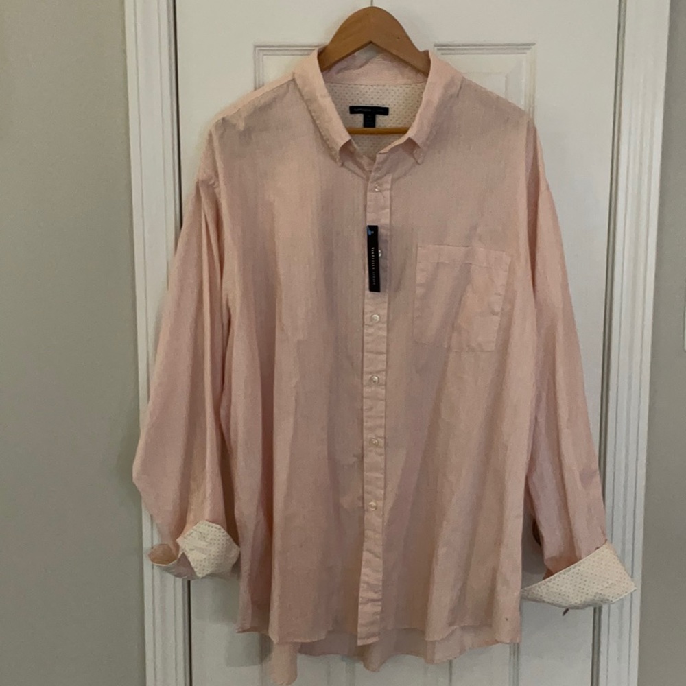 VanHeusen button collar shirt